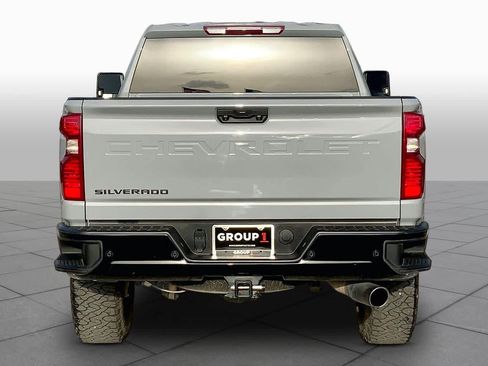 Used 2024 Chevrolet Silverado 2500 Custom w/ Custom Value Package AWD/4WD image 5