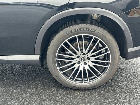 Certified 2025 Mercedes-Benz GLC 300 4MATIC image 22