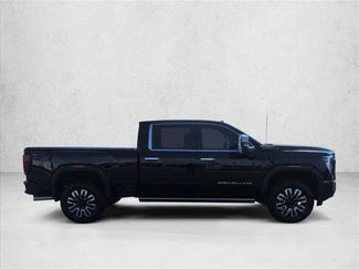 Used 2025 GMC Sierra 2500 Denali Ultimate video 4