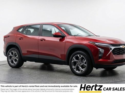 Used 2025 Chevrolet Trax LT w/ LT Convenience Package image 1