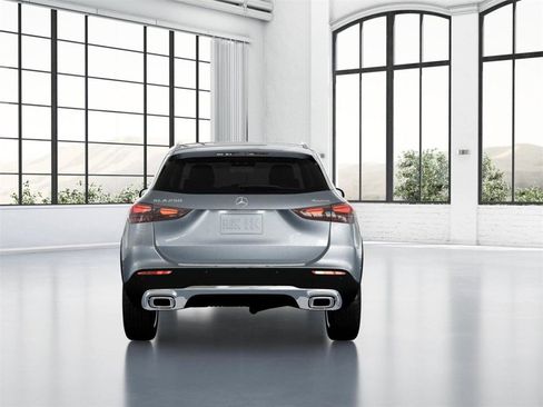 New 2025 Mercedes-Benz GLA 250 4MATIC image 25