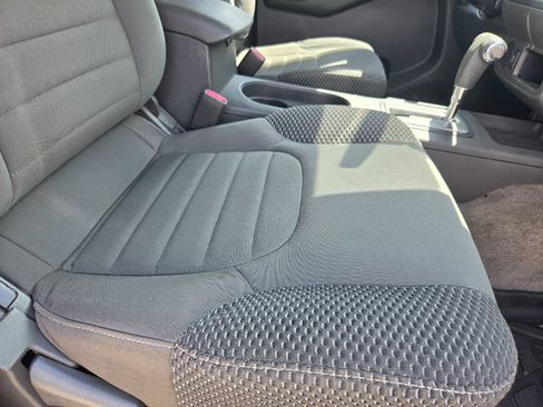 Used 2013 Nissan Frontier Desert Runner RWD image 26
