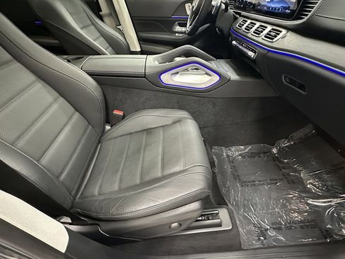 Certified 2024 Mercedes-Benz GLS 450 4MATIC image 14