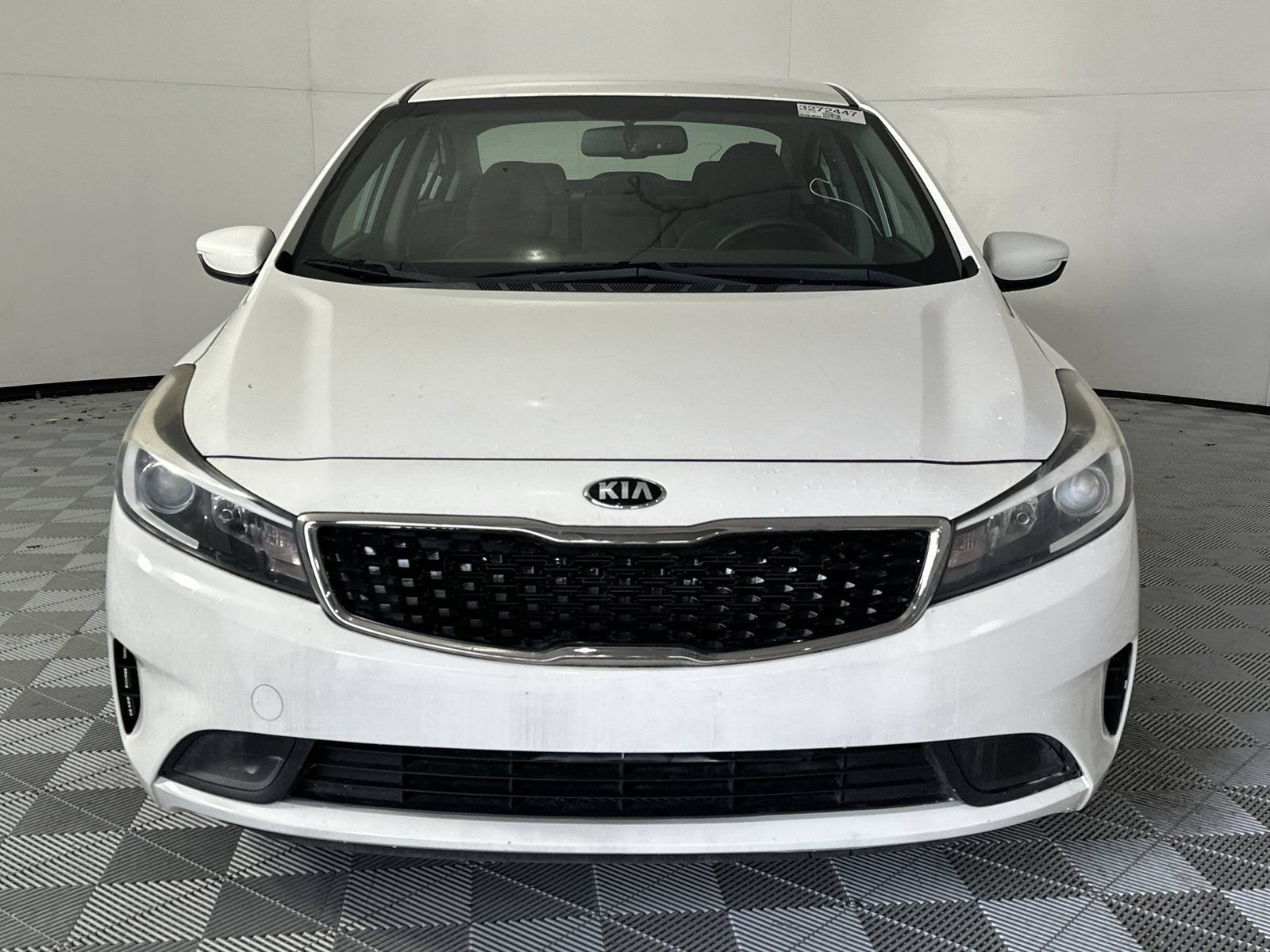 Used 2017 Kia Forte LX FWD image 3