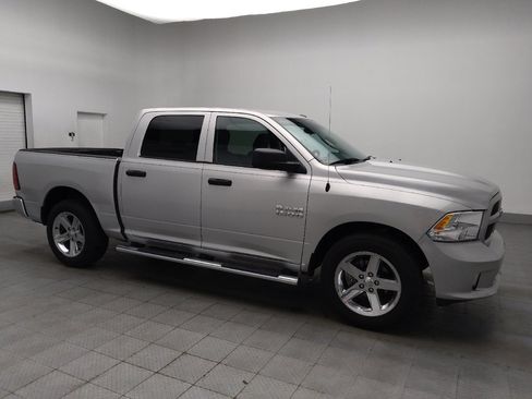 Used 2016 RAM 1500 Express w/ Popular Equipment Group image 11