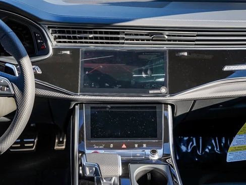 New 2026 Audi RS Q8 performance image 13