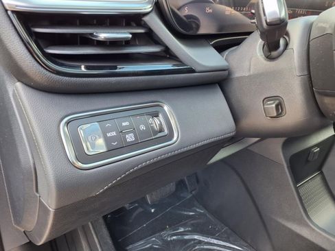 New 2025 Buick Enclave Avenir image 17