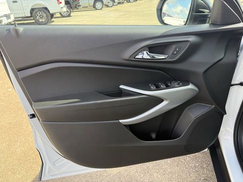 New 2026 Chevrolet Trax RS w/ Driver Confidence Package image 19