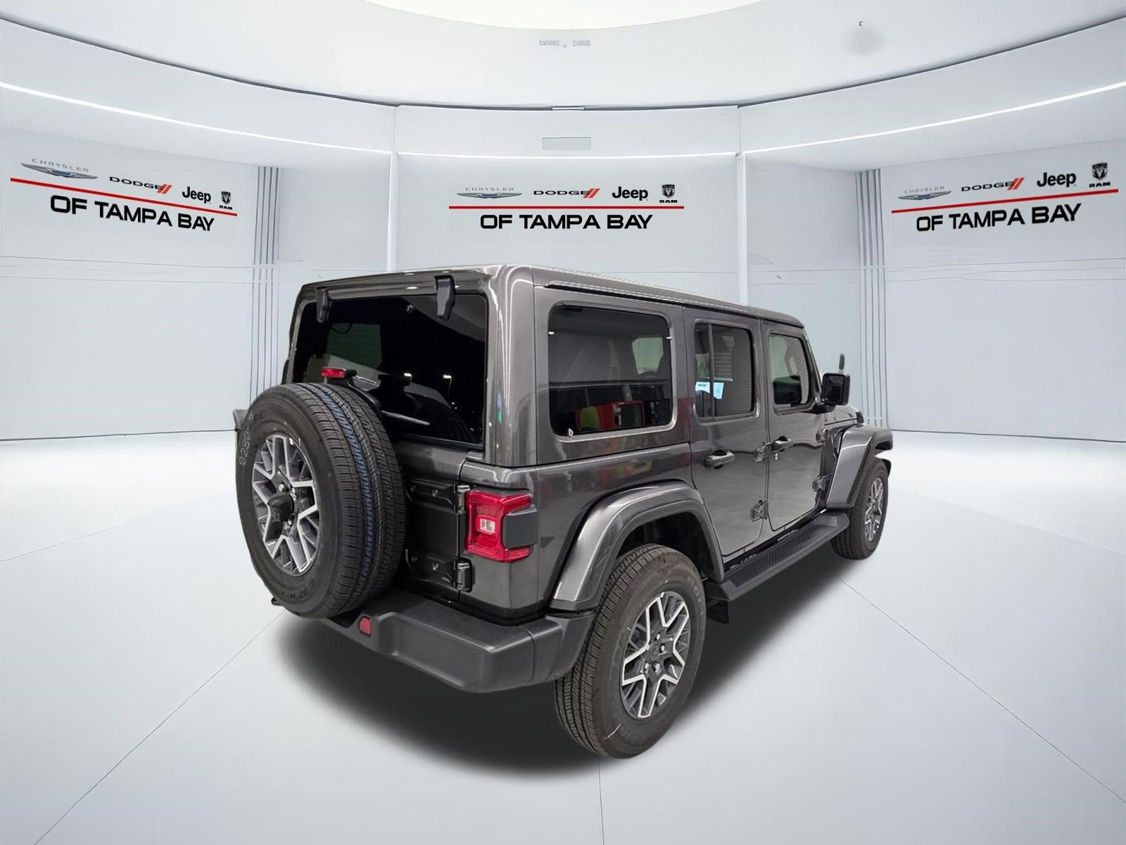 New 2025 Jeep Wrangler Unlimited Sahara AWD/4WD image 6