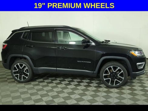 Used 2018 Jeep Compass Limited w/ Navigation Group AWD/4WD image 5