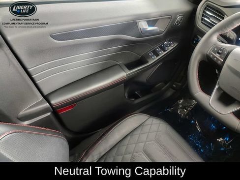 Used 2023 Ford Escape ST-Line Elite w/ Premium Technology Package AWD/4WD image 31