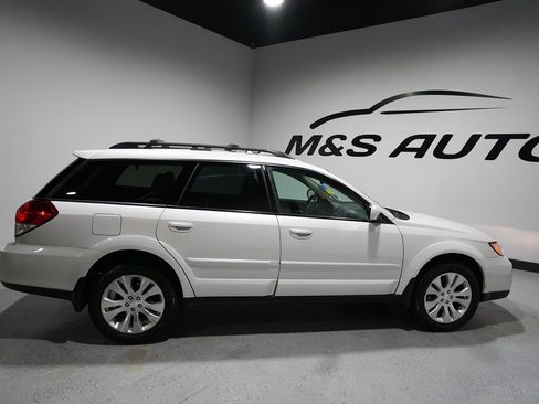 Used 2009 Subaru Outback 2.5i Limited image 20