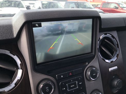 Used 2014 Ford F350 Lariat w/ Chrome Package image 20