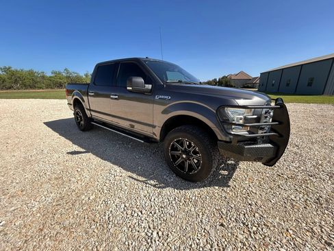 Used 2016 Ford F150 XLT w/ Equipment Group 302A Luxury AWD/4WD image 2