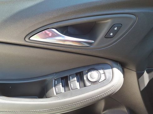 Used 2023 Buick Encore GX Preferred w/ Cold Weather Comfort Package image 11