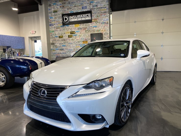 Used 2015 Lexus IS 250 w/ Navigation System Package RWD image 3