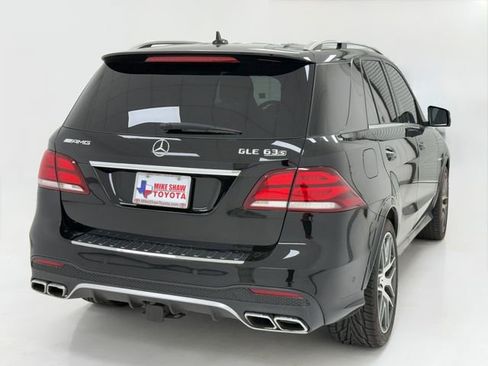 Used 2016 Mercedes-Benz GLE 63 AMG S w/ Driver Assistance Package image 20