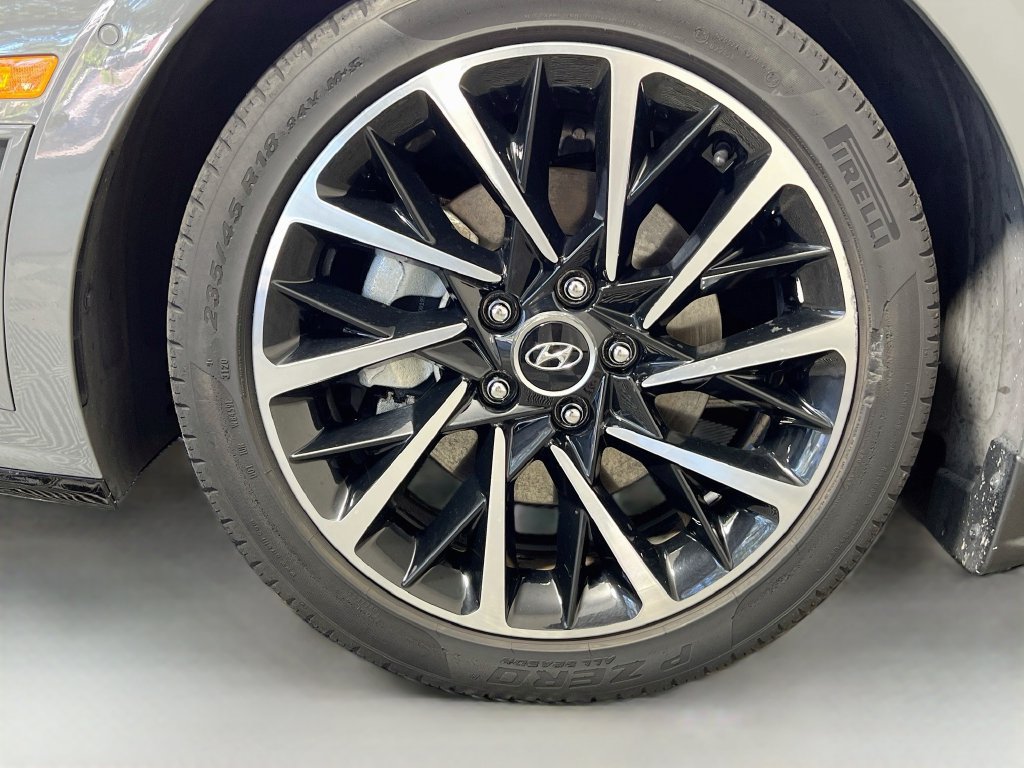 Used 2021 Hyundai Sonata Limited FWD image 11