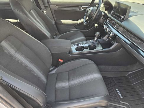 Used 2023 Honda Civic Sport image 15