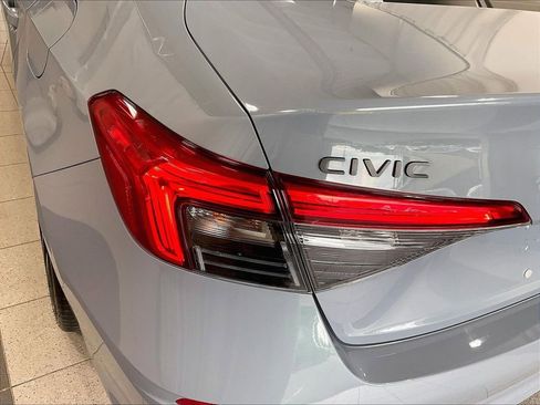 Used 2024 Honda Civic Sport image 33