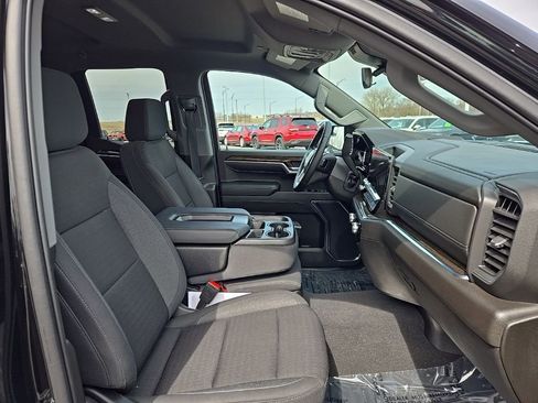 Used 2023 GMC Sierra 1500 Elevation image 18