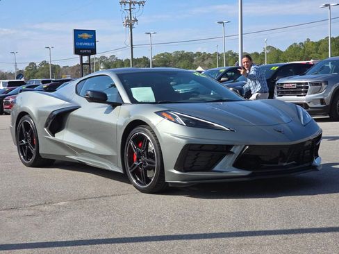 Used 2022 Chevrolet Corvette Stingray Premium Cpe w/ Z51 Performance Package image 7
