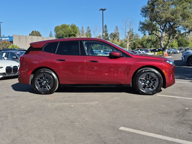Used 2026 BMW iX xDrive45 AWD/4WD image 4