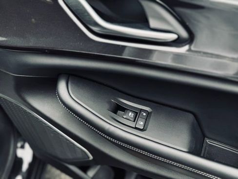 Used 2022 Jeep Grand Cherokee Altitude image 15