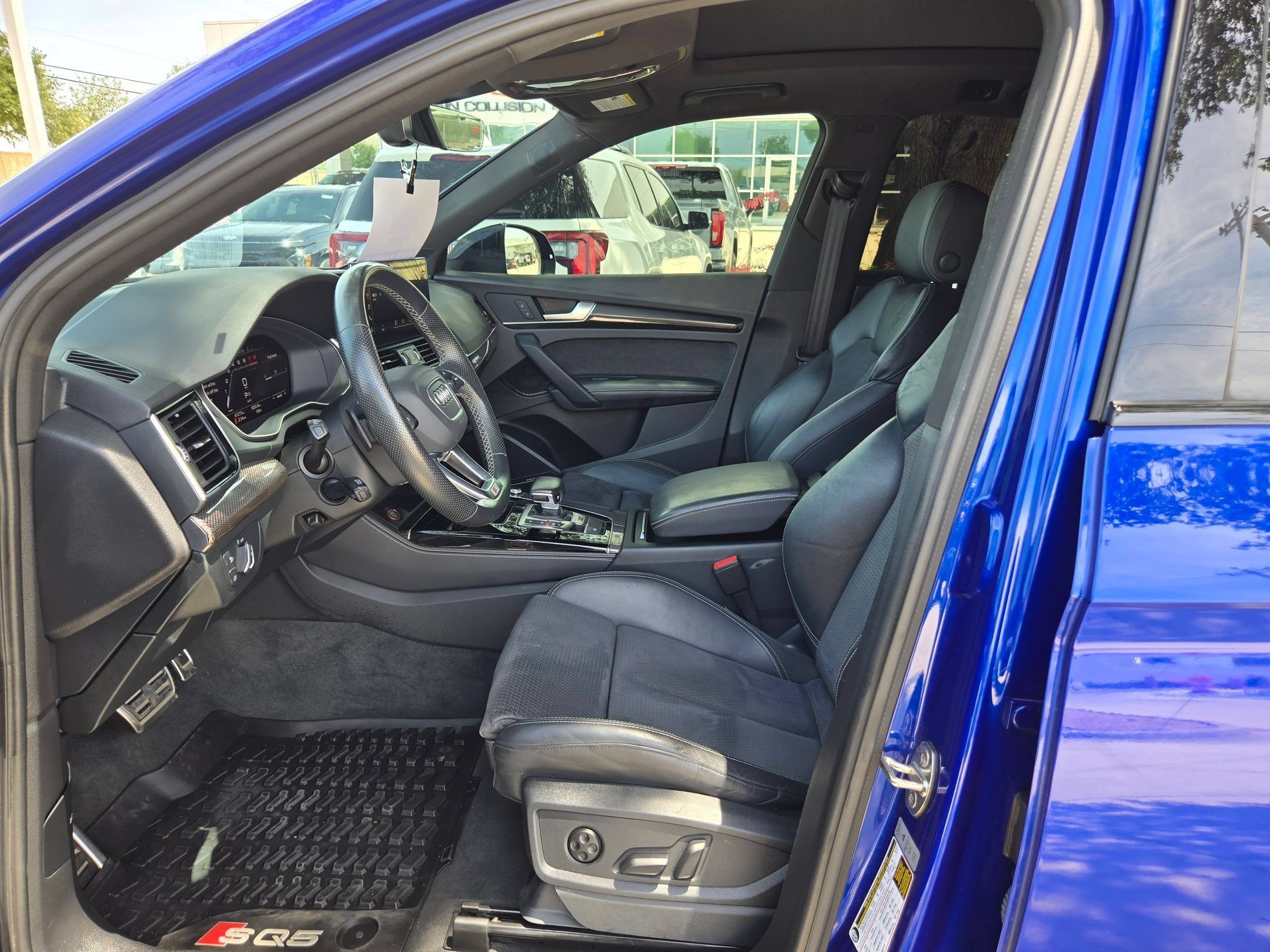 Used 2022 Audi SQ5 Premium Plus w/ Premium Plus Package AWD/4WD image 9