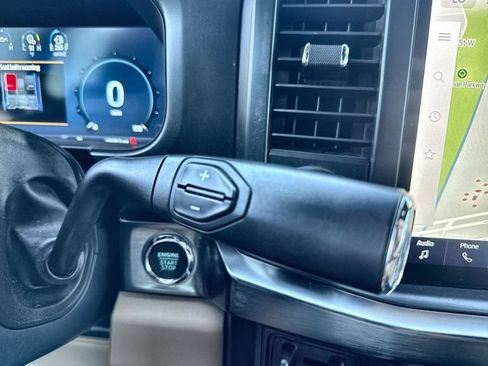 Used 2025 Ford F350 Lariat w/ Lariat Ultimate Package AWD/4WD image 20