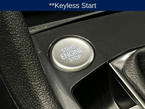 Used 2023 Volkswagen Tiguan SE R-Line image 16