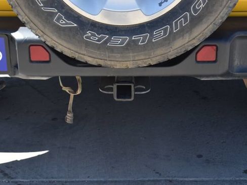 Used 2018 Jeep Wrangler Unlimited Sahara AWD/4WD image 7