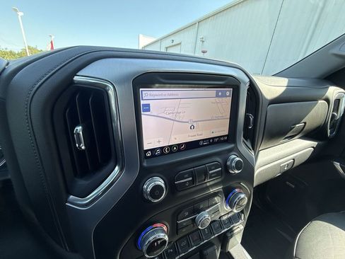 Certified 2022 GMC Sierra 1500 SLT w/ SLT Convenience Package image 20