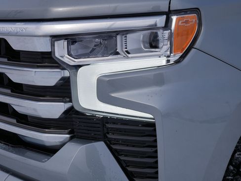 Certified 2024 Chevrolet Silverado 1500 High Country image 16