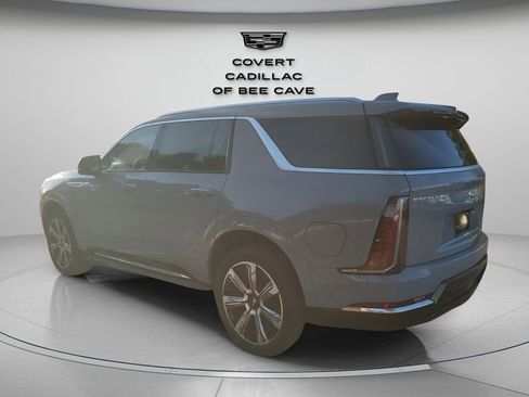 New 2026 Cadillac Escalade IQL Luxury image 7