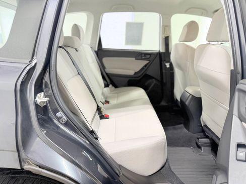 Used 2015 Subaru Forester 2.5i w/ Alloy Wheel Package image 31