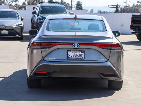 Used 2021 Toyota Mirai XLE w/ Advanced Technology Package image 6