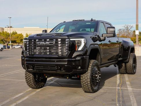 New 2026 GMC Sierra 3500 Denali Ultimate image 2