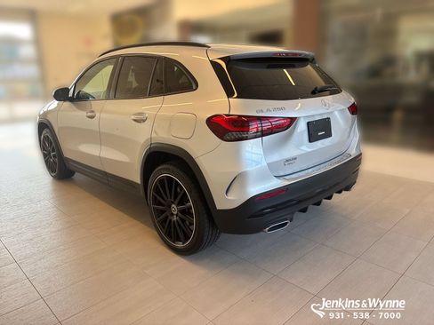 Used 2021 Mercedes-Benz GLA 250 image 3