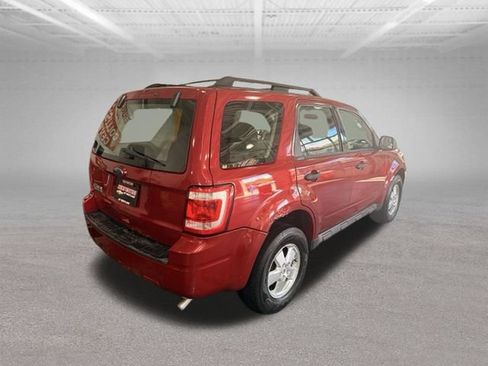 Used 2010 Ford Escape XLS FWD image 22