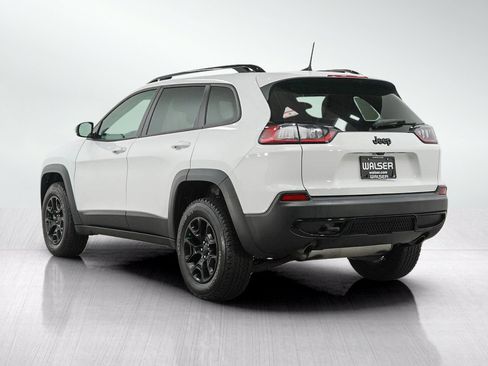 Used 2022 Jeep Cherokee Latitude w/ Sun & Sound Group AWD/4WD image 3