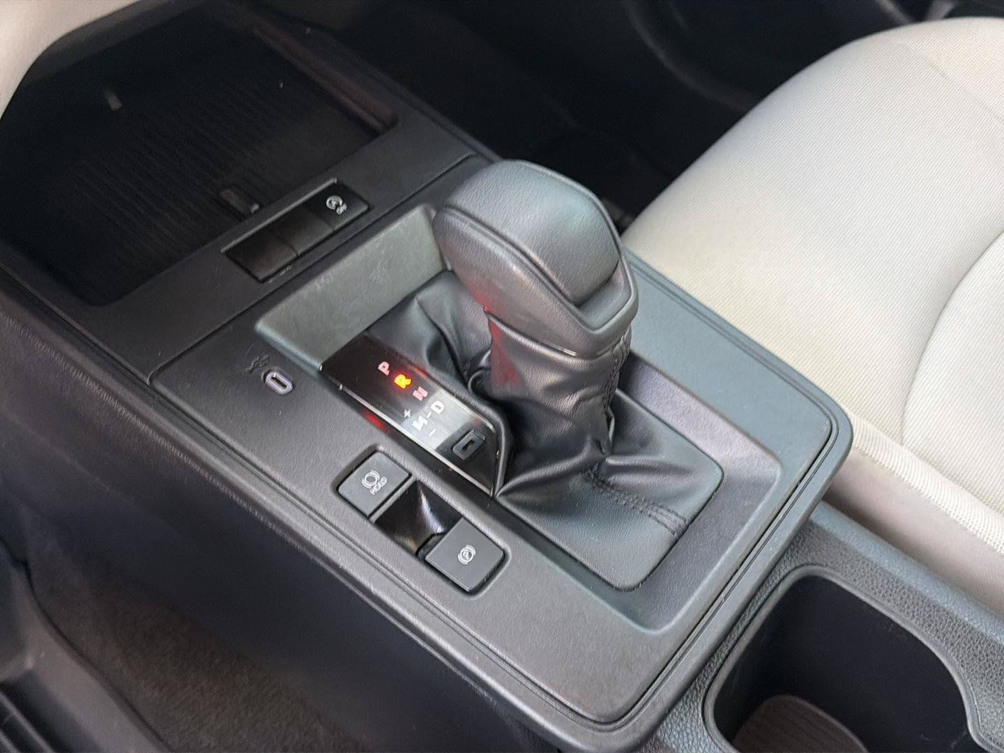 Certified 2026 Toyota Corolla Cross L FWD image 27