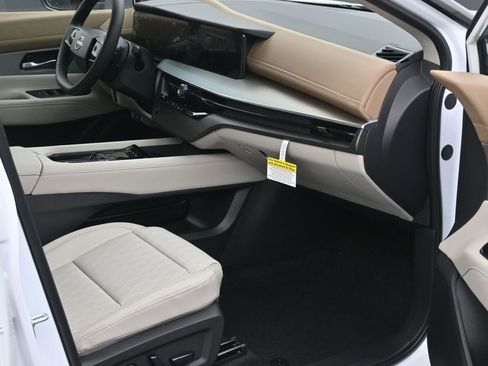New 2026 Nissan Murano Platinum w/ Cargo Package AWD/4WD image 6