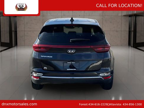 Used 2020 Kia Sportage LX image 4