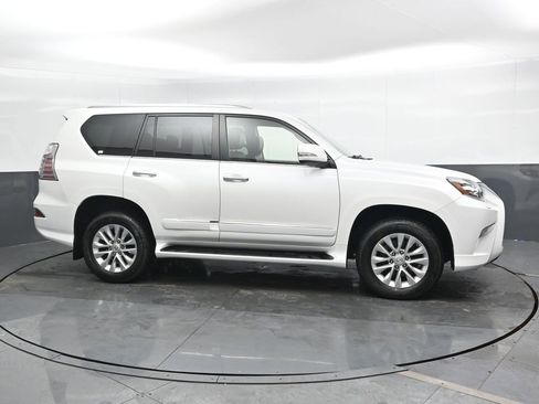 Used 2019 Lexus GX 460 460 image 3