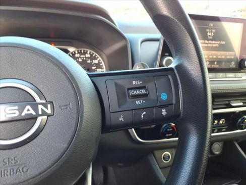 Certified 2023 Nissan Rogue SV image 20