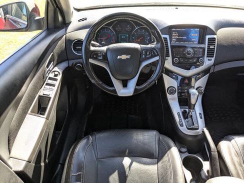 Used 2015 Chevrolet Cruze LT w/ RS Package image 27
