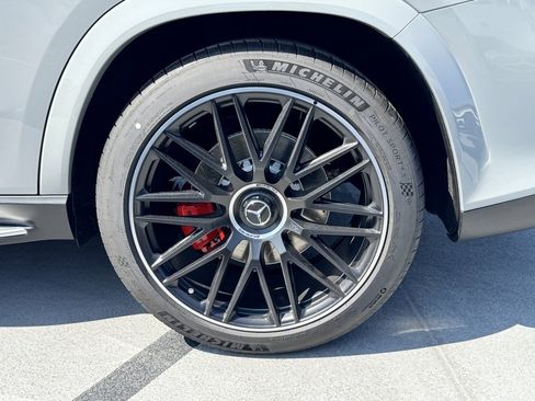 New 2025 Mercedes-Benz GLS 63 AMG 4MATIC image 14