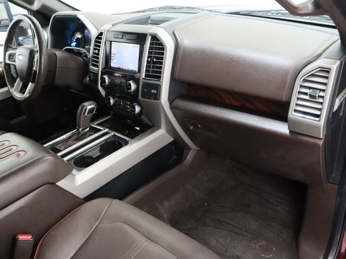 Used 2015 Ford F150 King Ranch w/ Equipment Group 601A Luxury AWD/4WD image 39