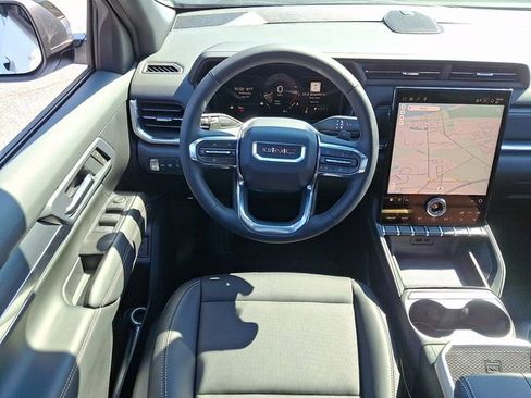 New 2026 GMC Terrain Elevation w/ Elevation Premium Package FWD image 8